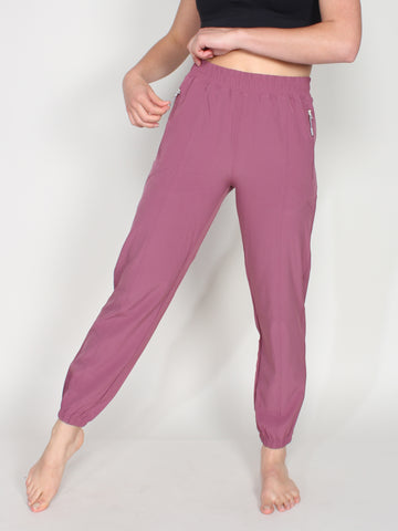 Relaxed high-rise jogger - plum